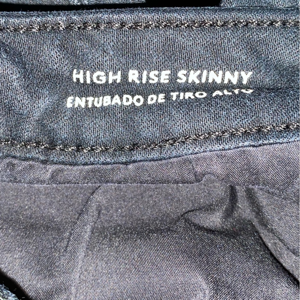 Universal Thread High Rise Skinny Jeans - Picture 8 of 9